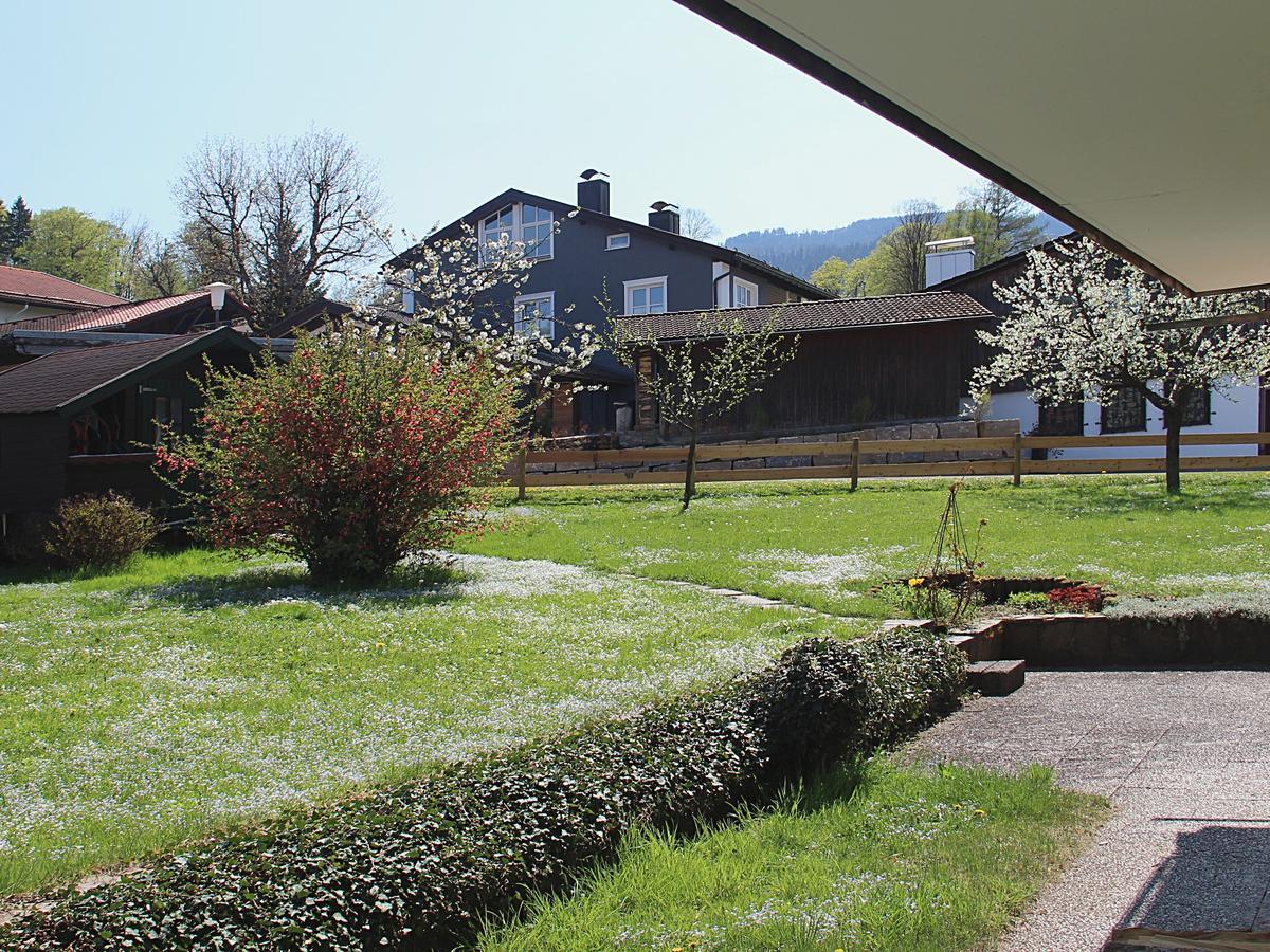 Gaestehaus Alpin - Inkl. Chiemgau-Karte แบร์เกน ภายนอก รูปภาพ
